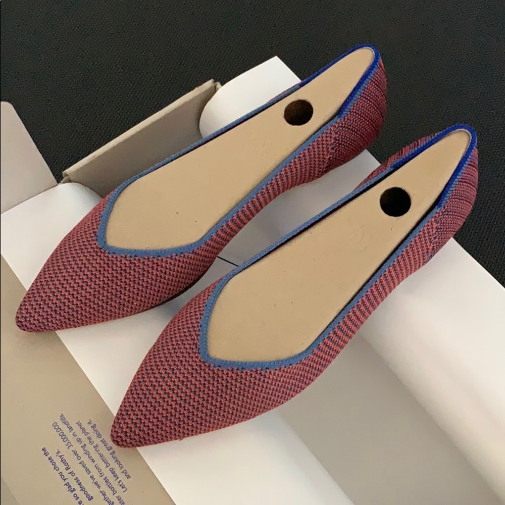 Brand New Pointy Rothys Flats 💫💫💫💫💫